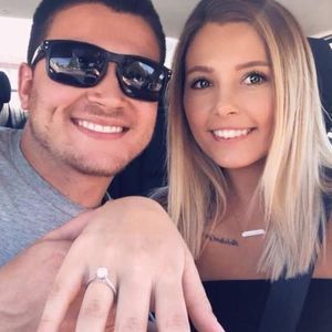 Meet your Posher, Logan